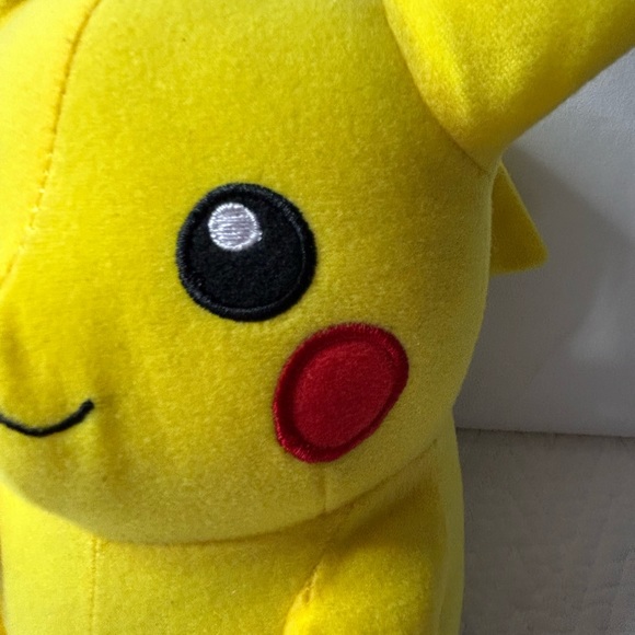 Pokémon Pikachu toy factory plush stuffed animal 2016 yellow 2016 - Picture 12 of 12